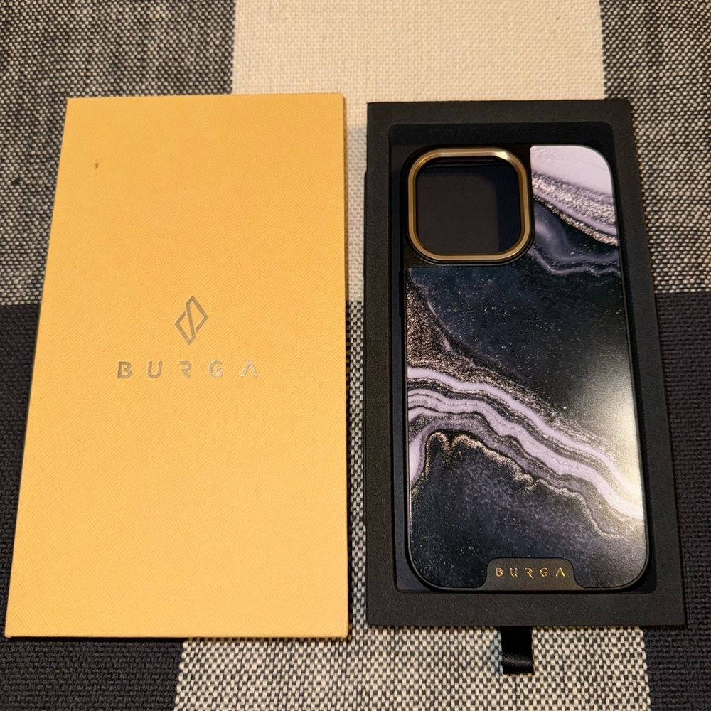 Marble Burga Elite Mag Phone Case for iPhone 15 pro max
